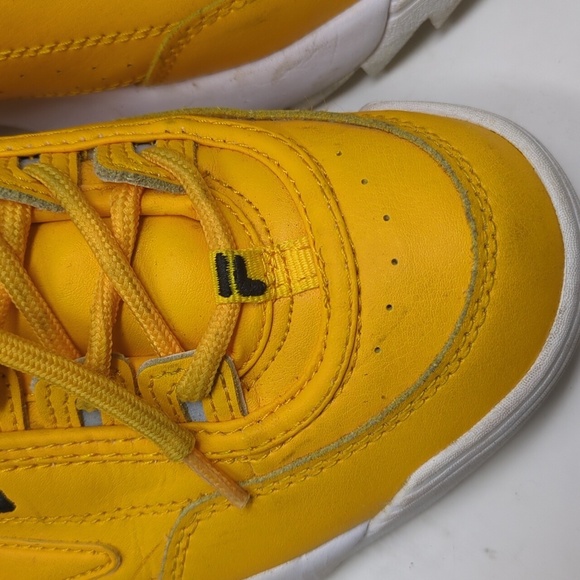Fila disrupter 2 yellow sneakers size 10 runs small - Picture 4 of 7